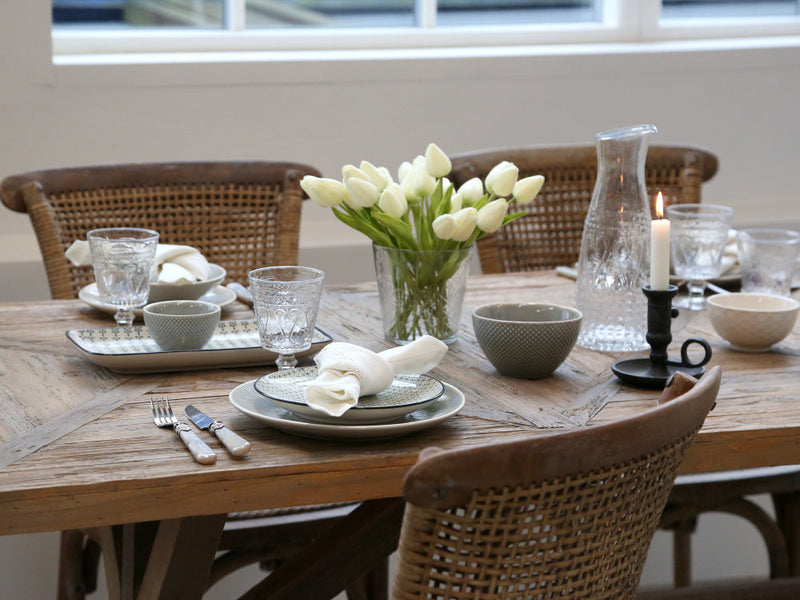 Chic Antique Fransk spisestuestol med flettet sete og rygg 41034200